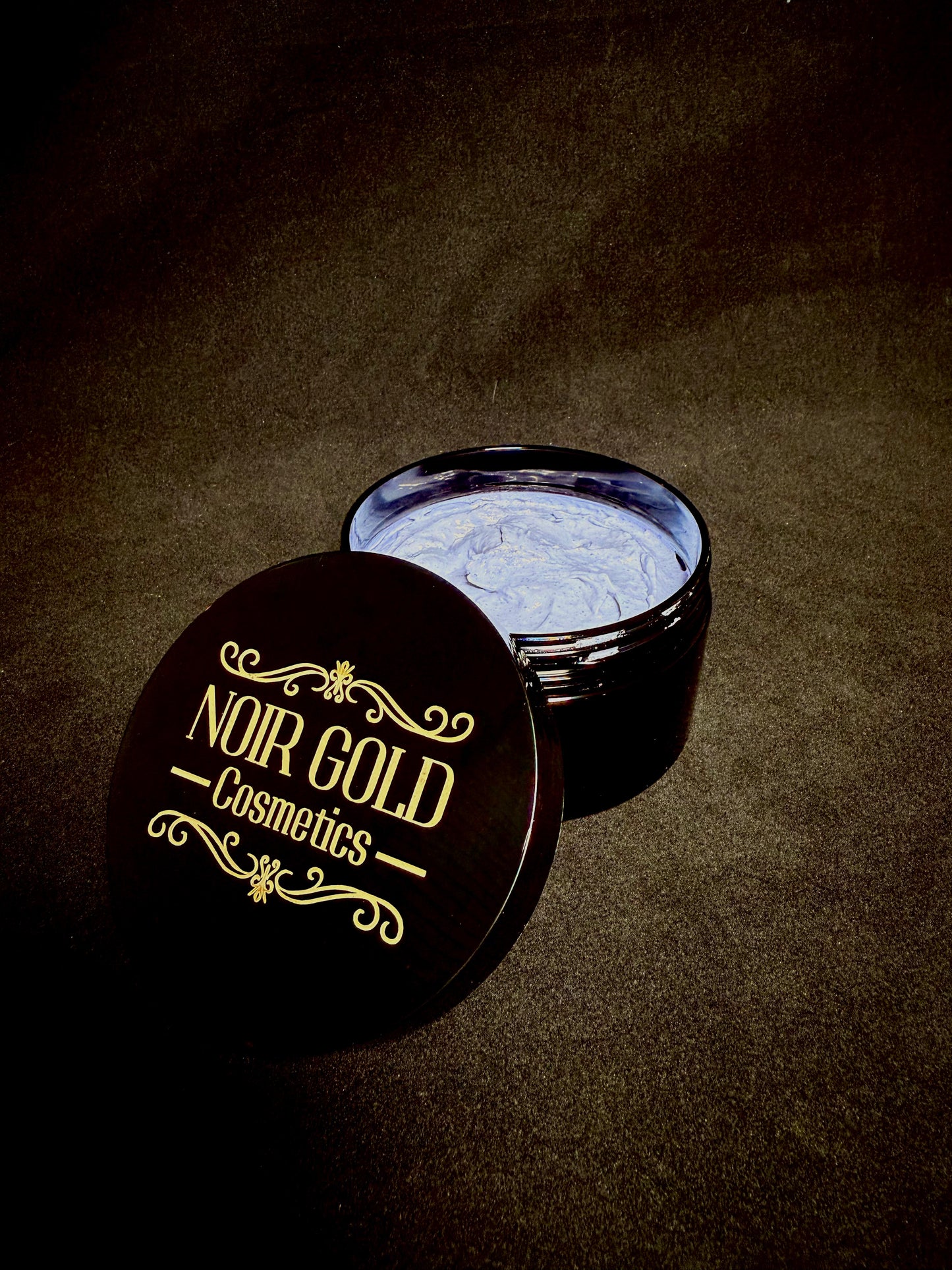 Noir Gold Exfoliating Body Scrub